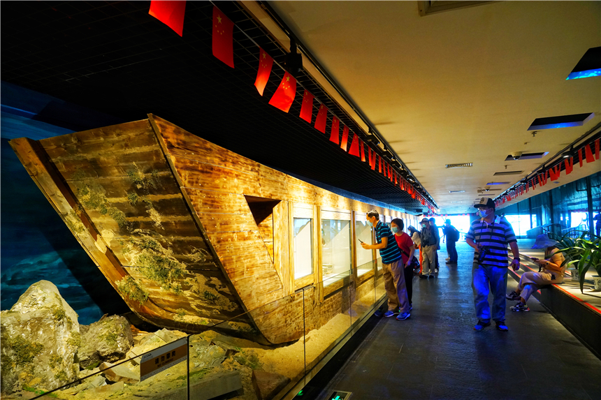 广东最神秘的博物馆,失踪800年的南宋沉船,发现18万件文物(图1)